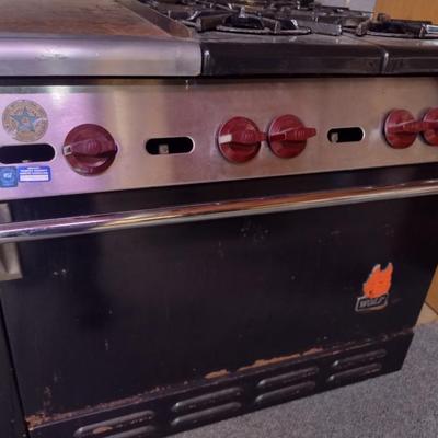 Wolf Brand NSF Propane Gas Stove and Oven with Six Burner and Flat Top Cook Top Working Condition
