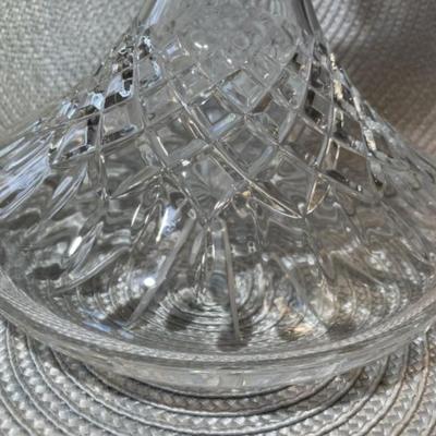 Vintage Mid-Century Leaded Glass Decanter 10.5" Tall with Matching Stopper in VG Preowned Condition.