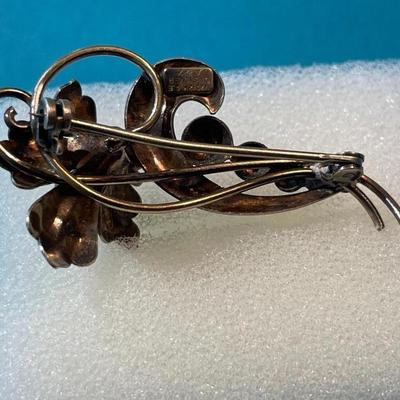 Vintage "A & Z" Dainty 1/20 12K Gold Filled on Silver Flower Pin in Good Preowned Condition.