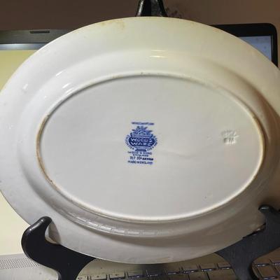 Vintage Woods & Sons "Wincanton" Platter 10.75" x 8.25" in Good Preowned Condition.