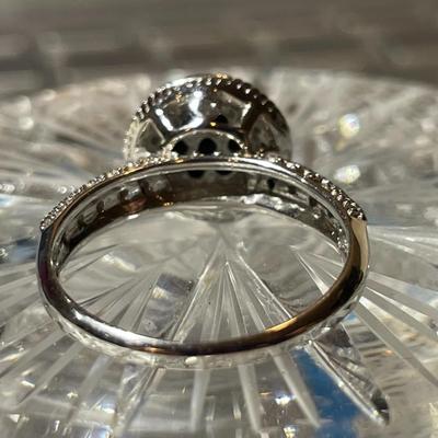 New Never Worn Sterling Silver Blue Stone & Commercial Diamond Chip Ring Size-9 in Very Good Condition.