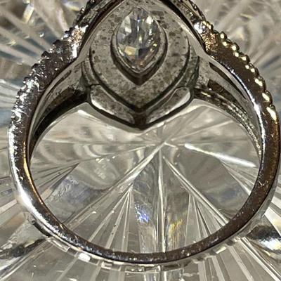 Vintage Never Worn Stauer Sterling Silver Fashion CZ Ring Size-7 in Very Good Condition.