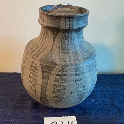 Ribbed Pottery