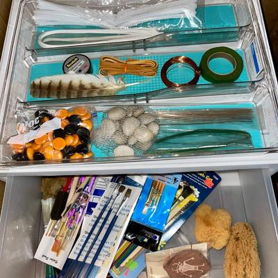 239 PLASTIC BINS & STAND CRAFTS STORAGE