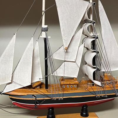 Blue Nose Decorative Ship- 15” x 15”