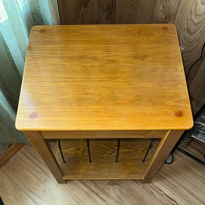 243 RECORD TABLE STORAGE BELOW