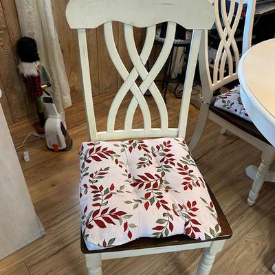 247 WOOD ROUND DINING TABLE + 4 CHAIRS + LEAF