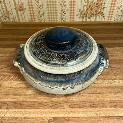 254 HAND THROWN COVERED CASSEROLE POTTERY