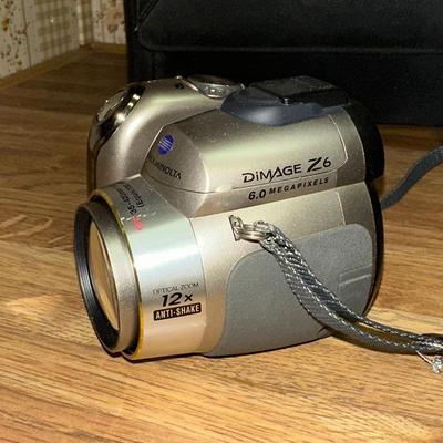 257 MINOLTA DIMAGE Z6 DIGITAL CAMERA OPTICAL ZOOM 12X