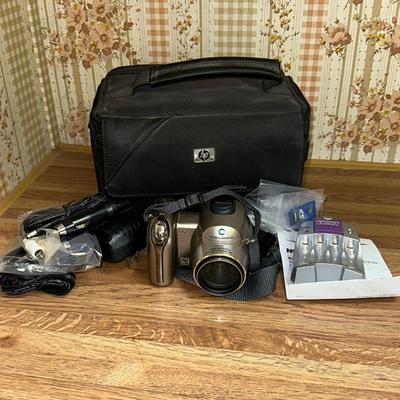 257 MINOLTA DIMAGE Z6 DIGITAL CAMERA OPTICAL ZOOM 12X