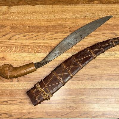 258 VINTAGE SOUVENIR TRIBAL DAGGER WITH WOOD SHEATH 17"