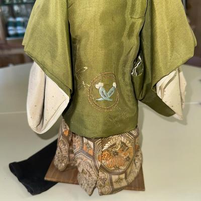 262 JAPANESE DOLL MAN TRADITIONAL CLOTHING WITH FAN 17" TALL