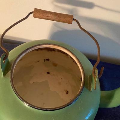 Vintage Emanuel Green Kettle