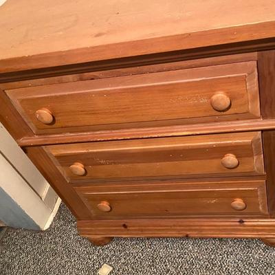 Broyhill Chest of Drawers