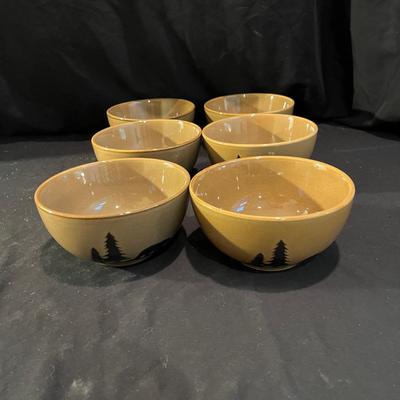 Two Sets of Ceramic Bowls (K-MG)