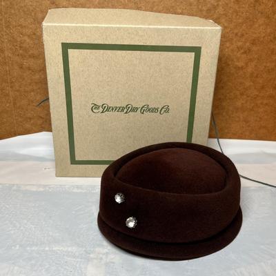 Vintage hat with box
