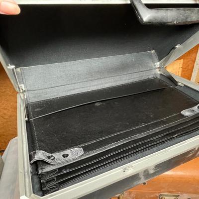 Lot of 4 Brief Cases