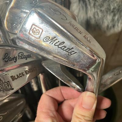 Set of mixed clubs
