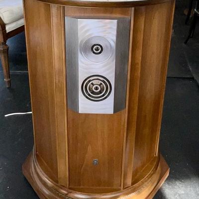 Lot# 13. VINTAGE EMPIRE 9000 ROYAL GRENADIER HIGH DASH FI SPEAKER