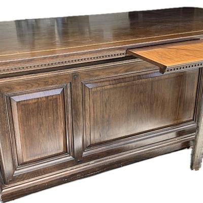 Lot# 015 Alex Stewart Design from Chatsworth CA Vintage Wooden Executive Desk