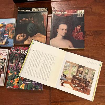 ‘A Day in the Life of America’ & More Coffee Table Books (D-RG)