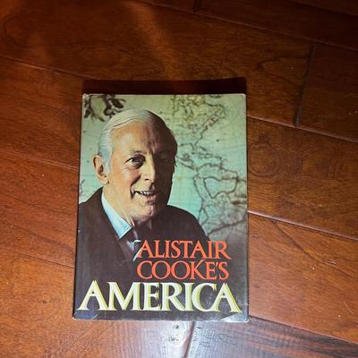 U.S & World History Books (D-RG)