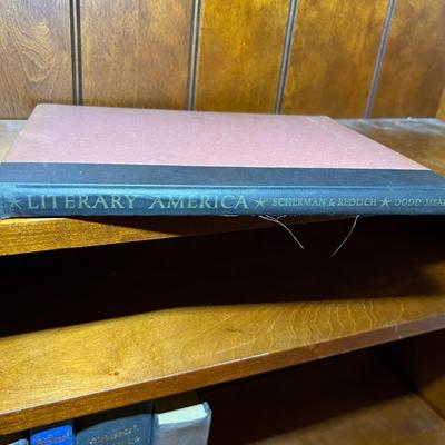 U.S & World History Books (D-RG)