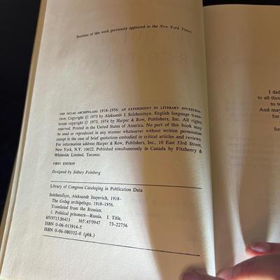 U.S & World History Books (D-RG)