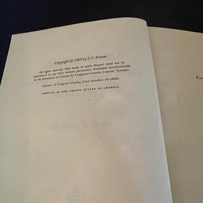 U.S & World History Books (D-RG)