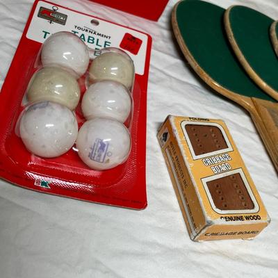 Lot of drinking items & table tennis