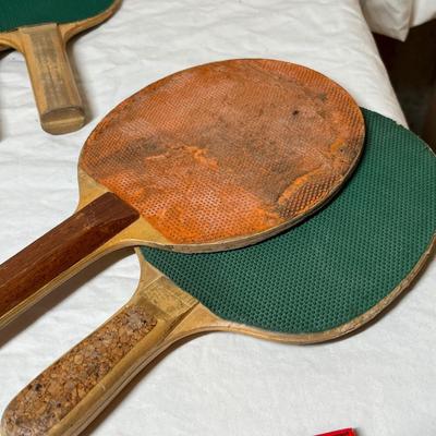 Lot of drinking items & table tennis