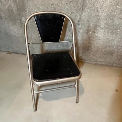 Vintage folding chair