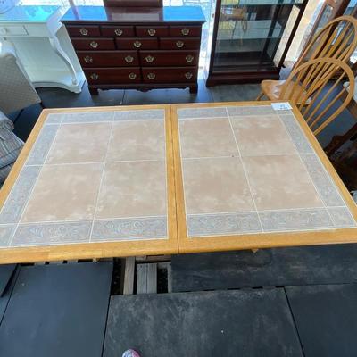 Lot# 025 Kuolin Furniture Vintage Wooden/Tile Top Table with Six Chairs