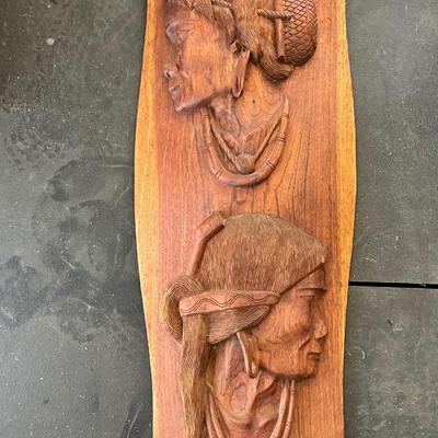 Lot# 026 PHILIPPINES KALINGA IGORAT HEAD HUNTER WOOD SHIELD