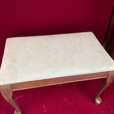 Lot# 030. Queen Anne Style Upholstered Stool