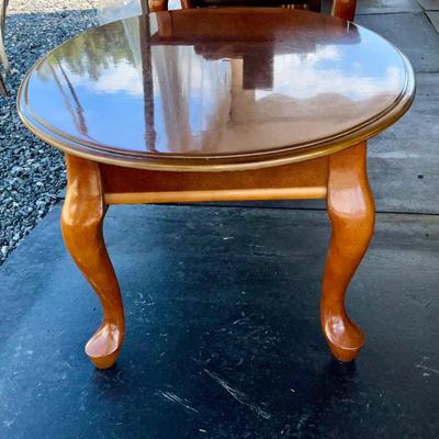 Lot# 038 Vintage Oak Oval Coffee Table