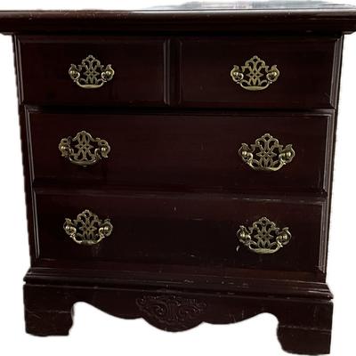 Lot# 051 Two Drawer End Table/ Nightstand