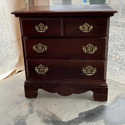 Lot# 051 Two Drawer End Table/ Nightstand