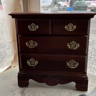 Lot# 051 Two Drawer End Table/ Nightstand