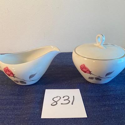 Fukagawa Arita Sugar and Creamer