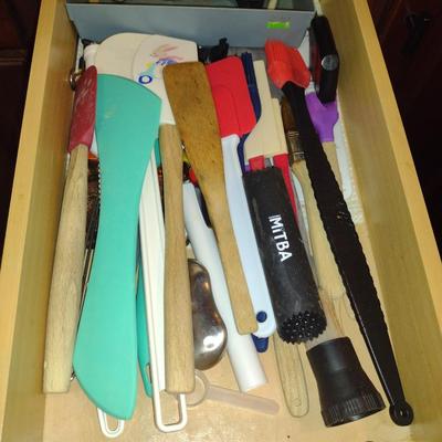Collection of Kitchen Goods- Cookware, Bakeware, Dishes, Utensils, etc.