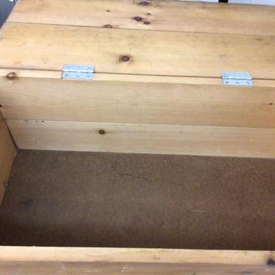 Nice Wood Trunk Toy Box