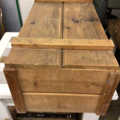 Nice Wood Trunk Toy Box