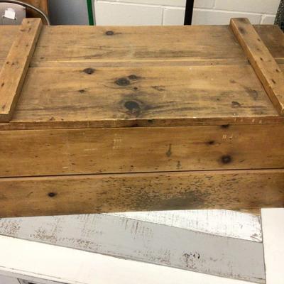 Nice Wood Trunk Toy Box