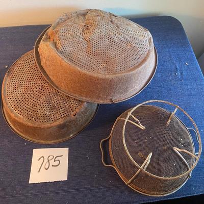 Vintage Kitchen Ware