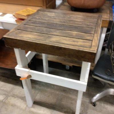 Wood Island or Bar Table