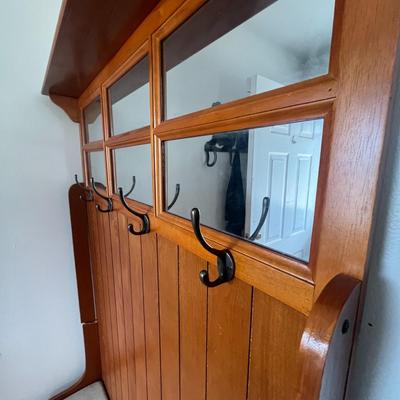 Entry Way Storage Bench