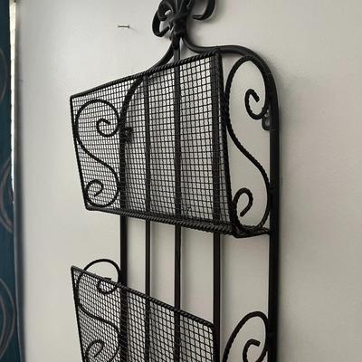 Fleur De Lis Wall Mounted Storage Organizer Black