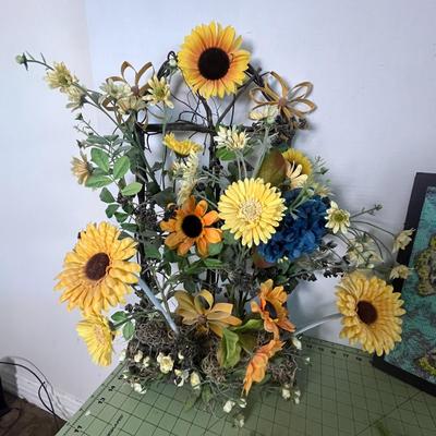 Artificial Sunflower Plant, Sunflower Bunches, 2 daisy Hooks & Embroidery Painting Home Wall Decor