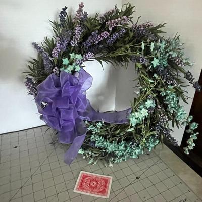 Lavender Wreath Farmhouse Wall Decor & Multicoloured Flower Bunches